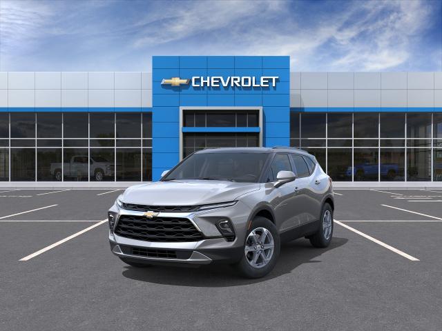 2026 Chevrolet Blazer photo 8 of 31