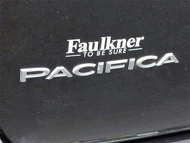 2017 Chrysler Pacifica Vehicle Photo in LANCASTER, PA 17601-0000