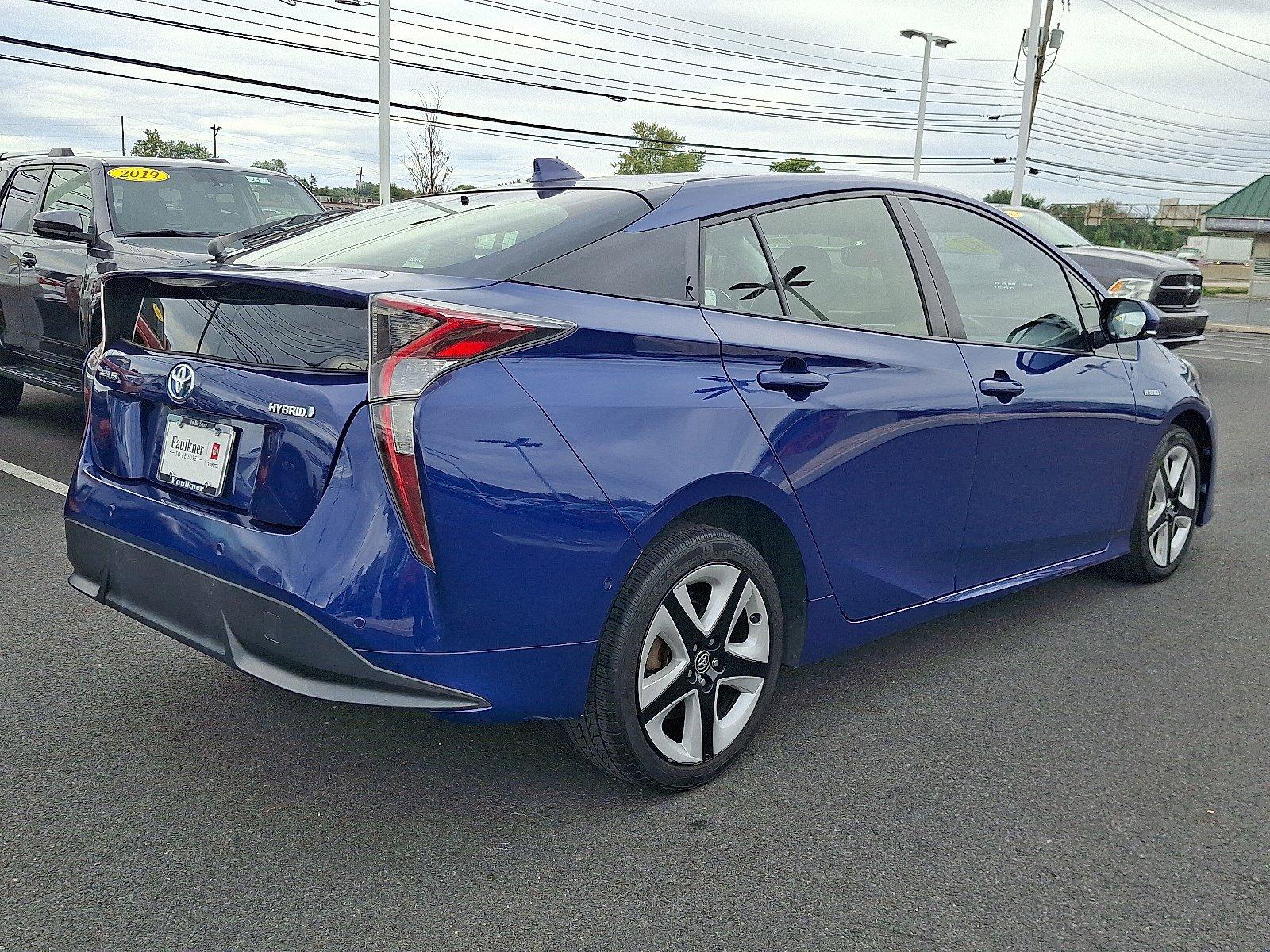 2017 Toyota Prius Vehicle Photo in Harrisburg, PA 17111