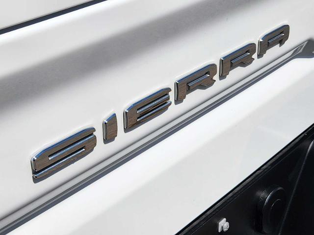 2023 GMC Sierra 1500 Vehicle Photo in DENTON, TX 76210-9321