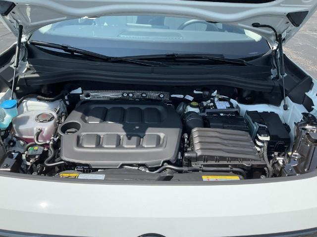 2025 Volkswagen Tiguan Vehicle Photo in Oshkosh, WI 54904