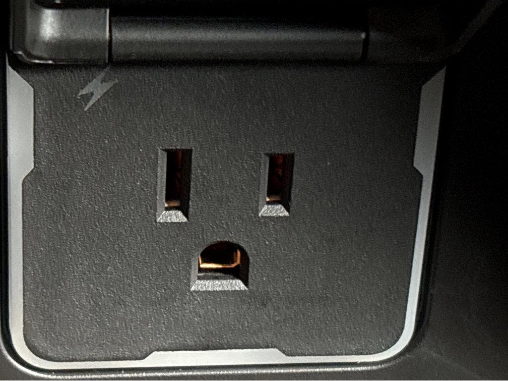 2025 Chevrolet Suburban Vehicle Photo in POOLER, GA 31322-3252