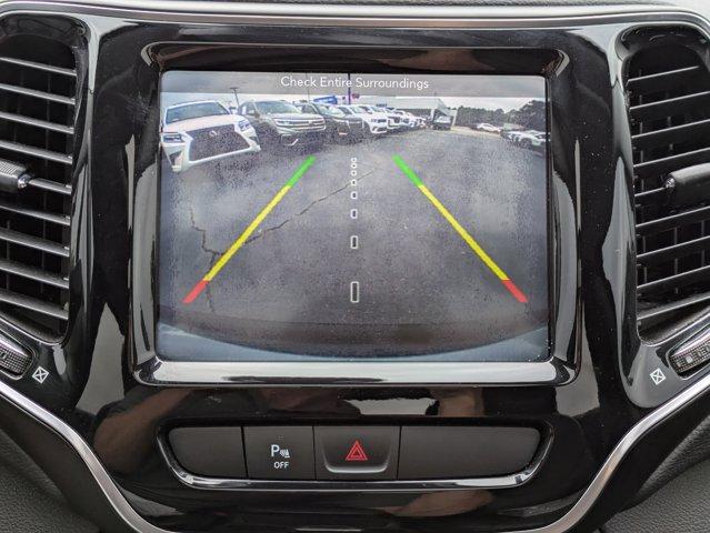2019 Jeep Cherokee Vehicle Photo in BRUNSWICK, GA 31525-1881