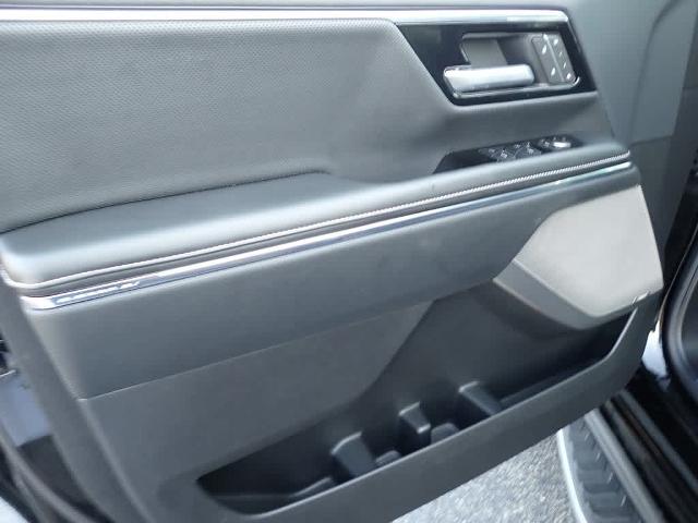 2025 GMC Sierra EV Vehicle Photo in ZELIENOPLE, PA 16063-2910