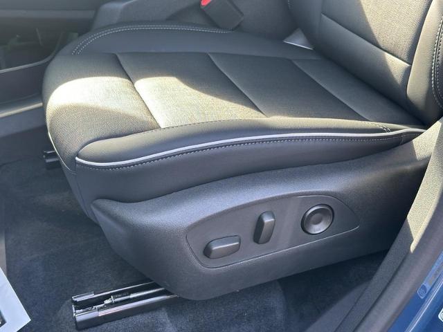 2026 Buick Enclave Vehicle Photo in COLUMBIA, MO 65203-3903