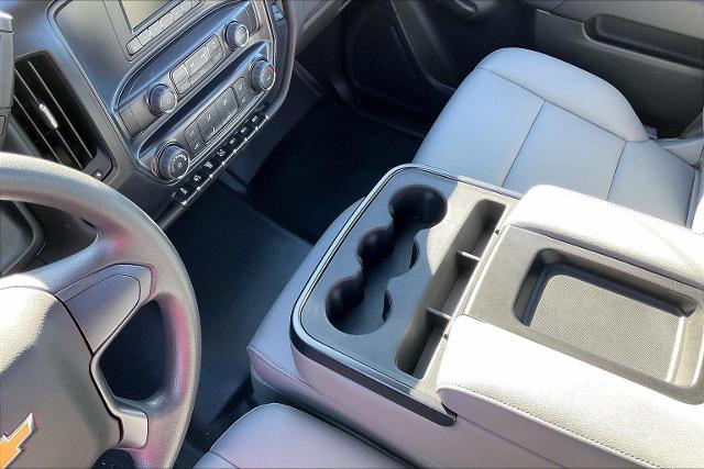 2024 Chevrolet Silverado Chassis Cab Vehicle Photo in INDEPENDENCE, MO 64055-1314