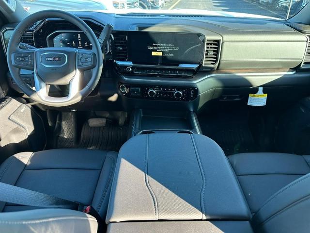 2025 GMC Sierra 2500 HD Vehicle Photo in COLUMBIA, MO 65203-3903