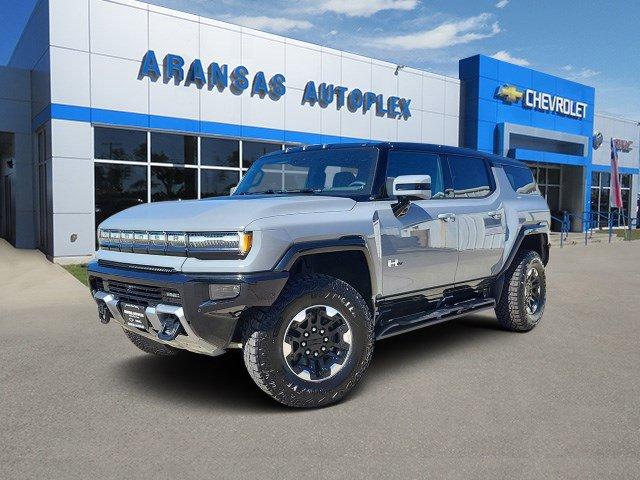 2025 GMC HUMMER EV SUV Vehicle Photo in ARANSAS PASS, TX 78336-4922