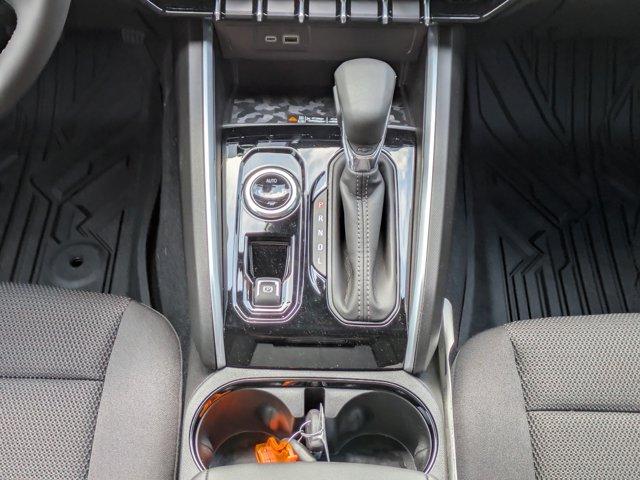 2024 Chevrolet Colorado Vehicle Photo in BRUNSWICK, GA 31525-1881