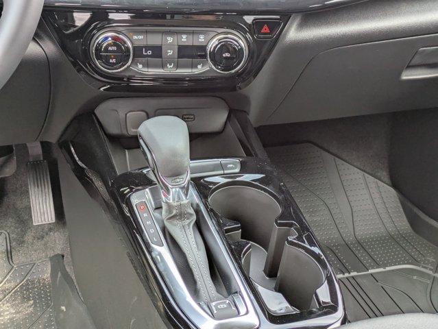 2025 Chevrolet Trax Vehicle Photo in BRUNSWICK, GA 31525-1881