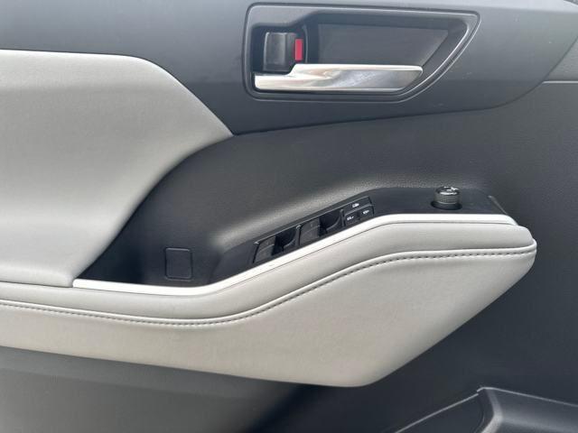 2022 Toyota Highlander Vehicle Photo in Jonesboro, AR 72404