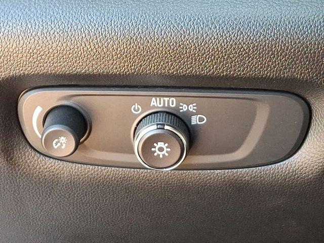2023 Chevrolet Traverse Vehicle Photo in DANBURY, CT 06810-5034