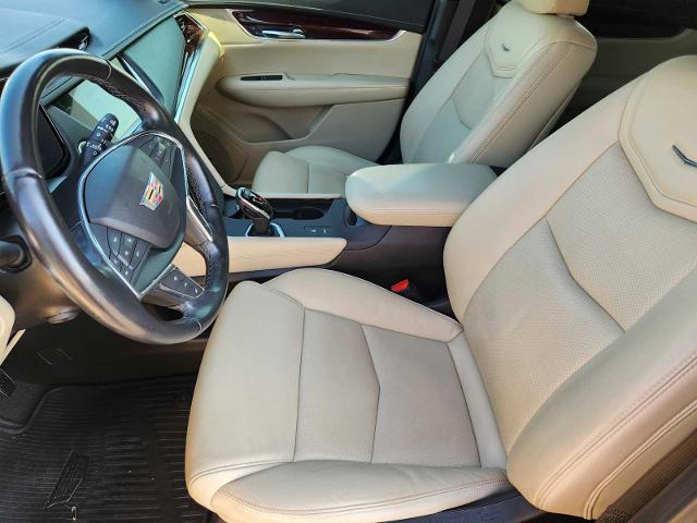 2019 Cadillac XT5 Vehicle Photo in DENTON, TX 76210-9321