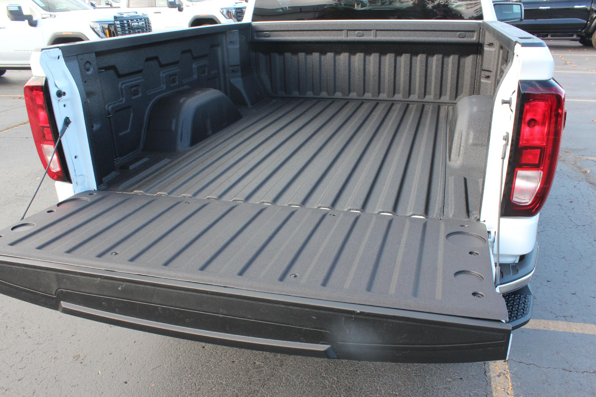 2026 GMC Sierra 1500 Vehicle Photo in AURORA, CO 80012-4011