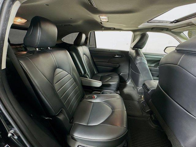 2022 Toyota Highlander Vehicle Photo in Flemington, NJ 08822