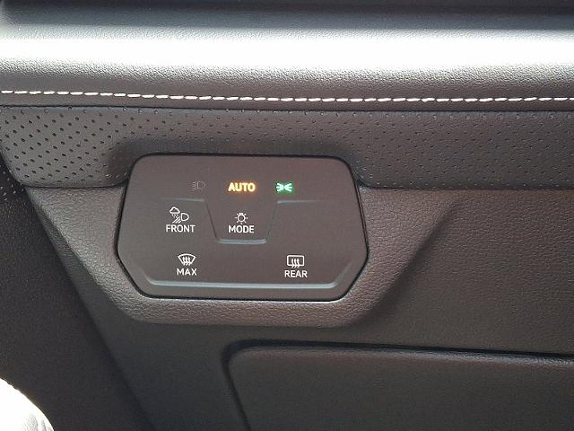 2024 Volkswagen Atlas Cross Sport Vehicle Photo in HARRISBURG, PA 17111-1033