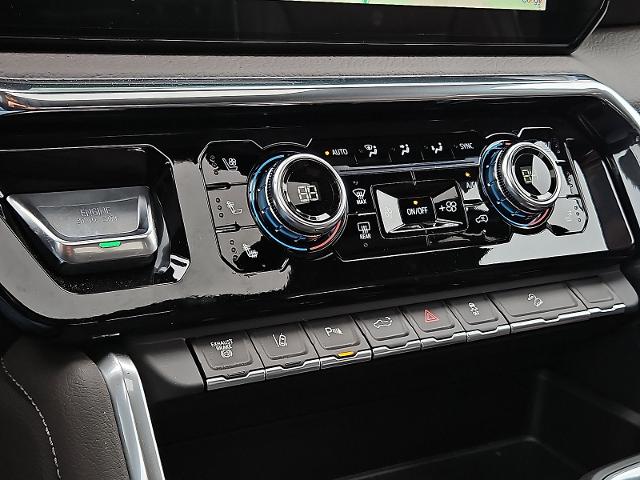 2026 GMC Sierra 2500 HD Vehicle Photo in TREVOSE, PA 19053-4984