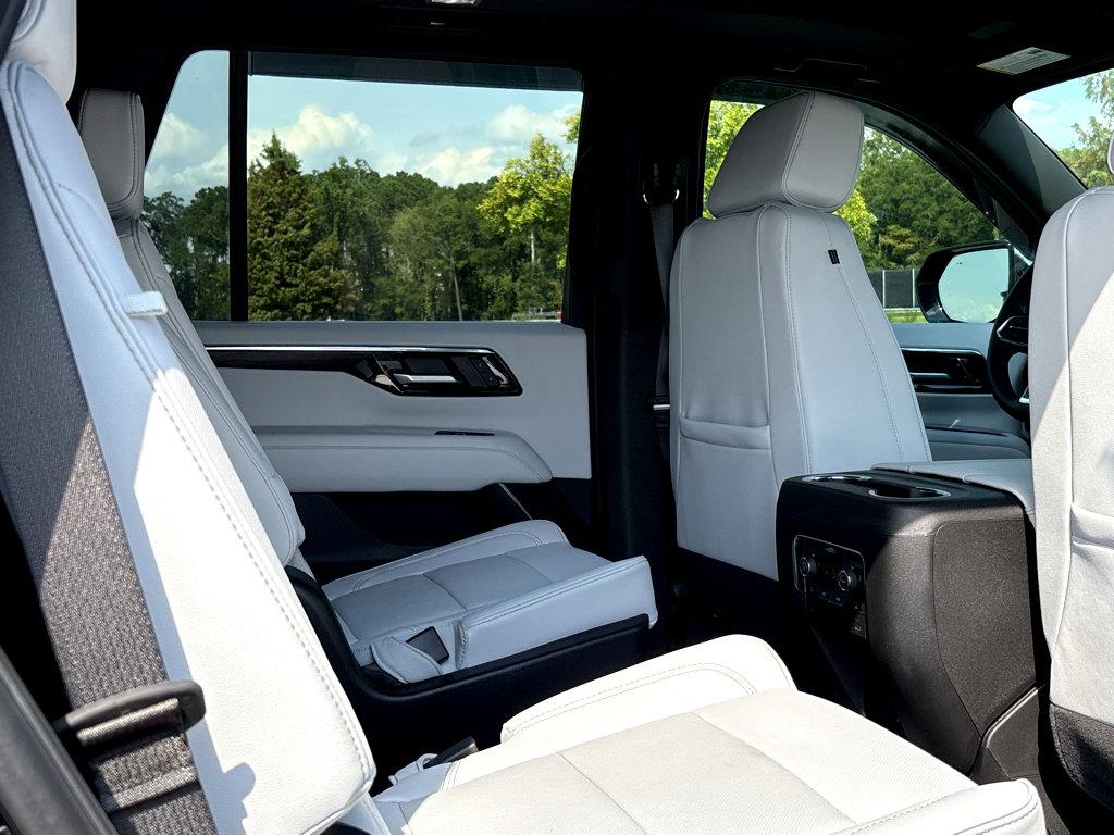 2025 Chevrolet Tahoe Vehicle Photo in POOLER, GA 31322-3252