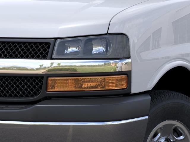 2025 Chevrolet Express Commercial Cutaway Vehicle Photo in INDEPENDENCE, MO 64055-1314