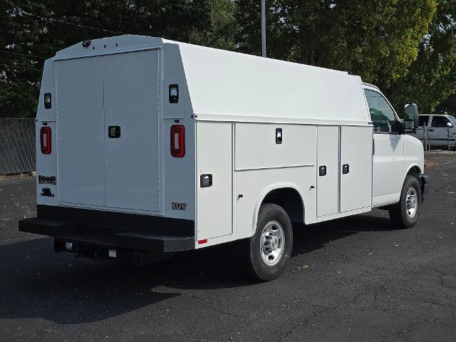 2025 Chevrolet Express Commercial Cutaway Vehicle Photo in INDEPENDENCE, MO 64055-1314