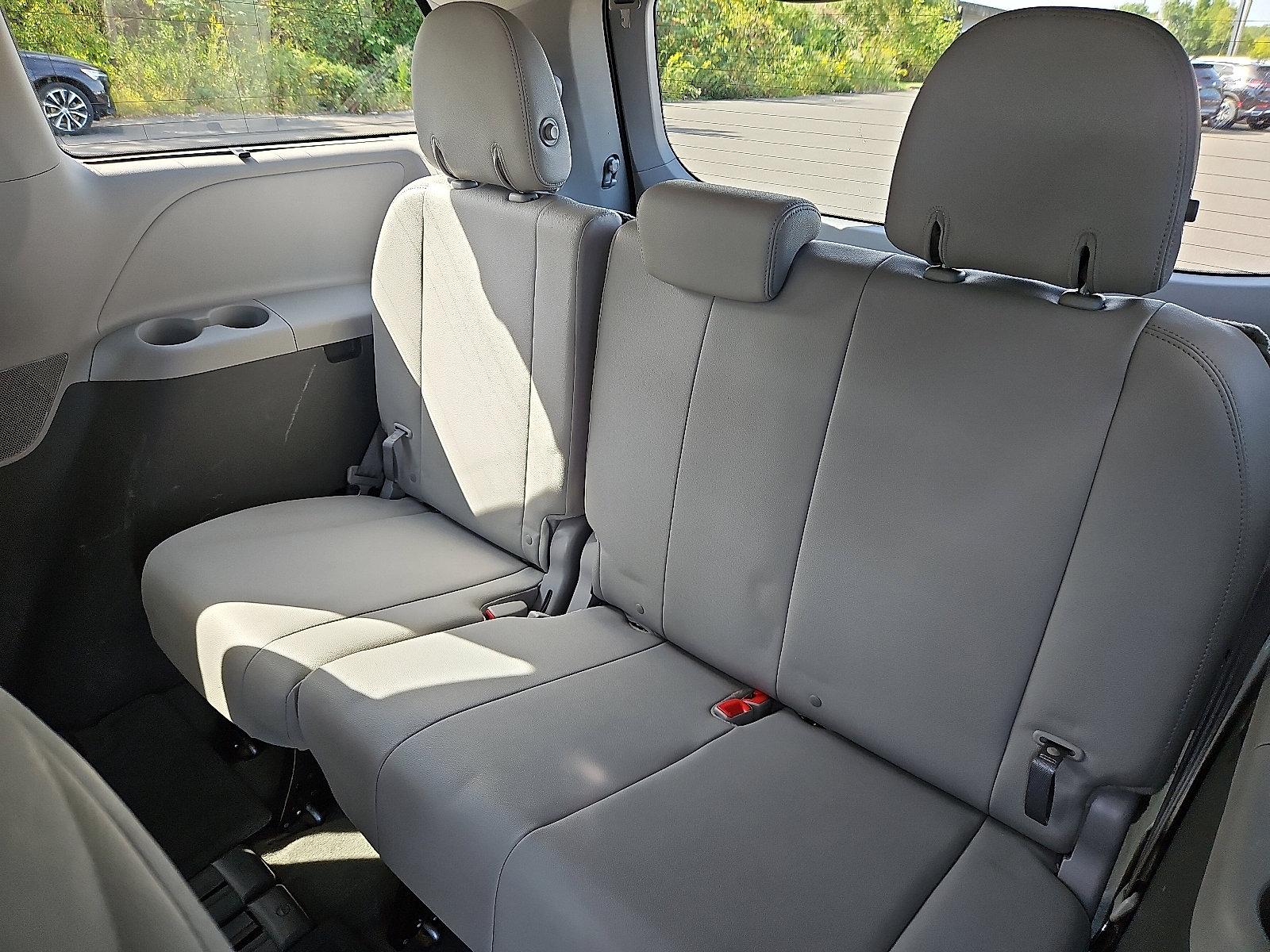 2015 Toyota Sienna Vehicle Photo in Trevose, PA 19053