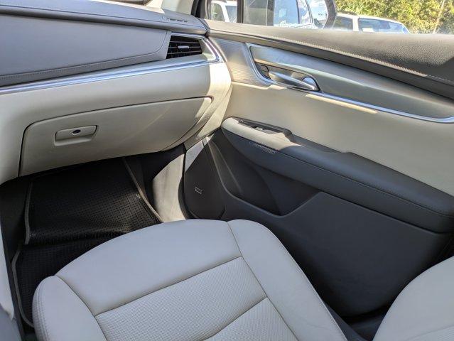 2022 Cadillac XT5 Vehicle Photo in BRUNSWICK, GA 31525-1881