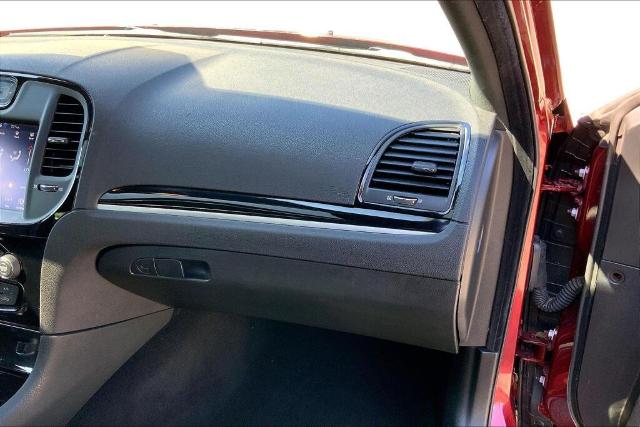 2023 Chrysler 300 Vehicle Photo in Kansas City, MO 64114