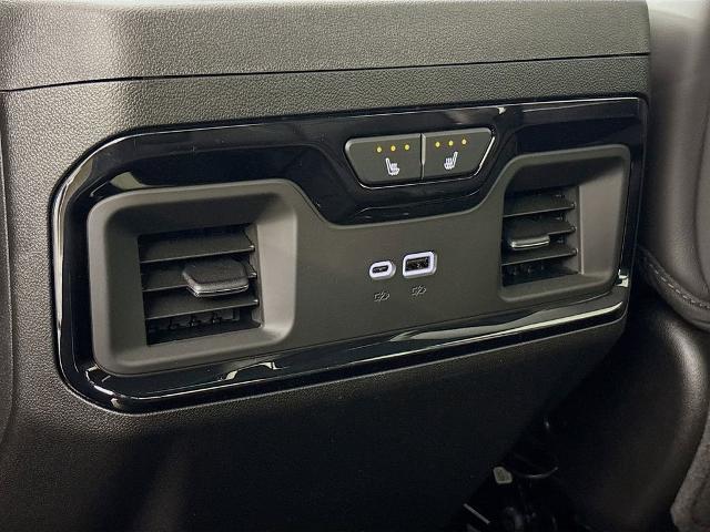 2026 GMC Sierra 2500 HD Vehicle Photo in PUYALLUP, WA 98371-4149