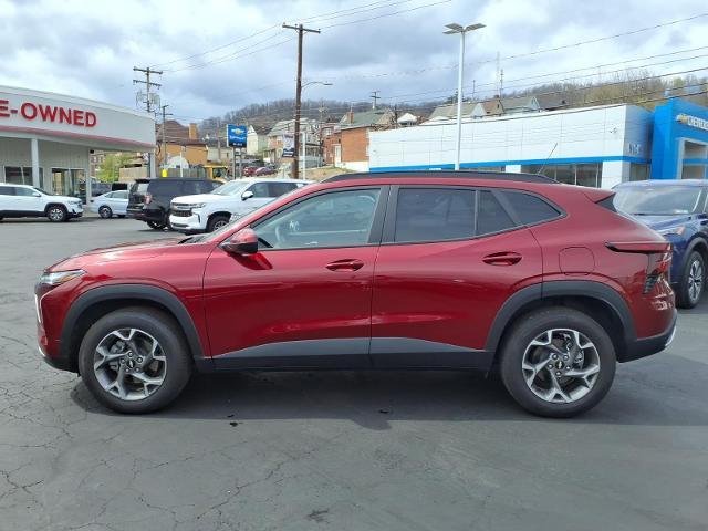 2025 Chevrolet Trax LT - 1