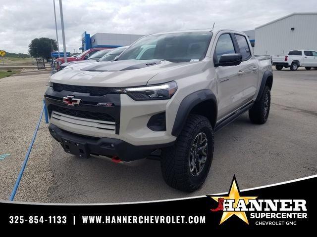 White Sands 2026 Chevrolet Colorado Pickup Truck Four-Wheel Drive 8-Speed Automatic