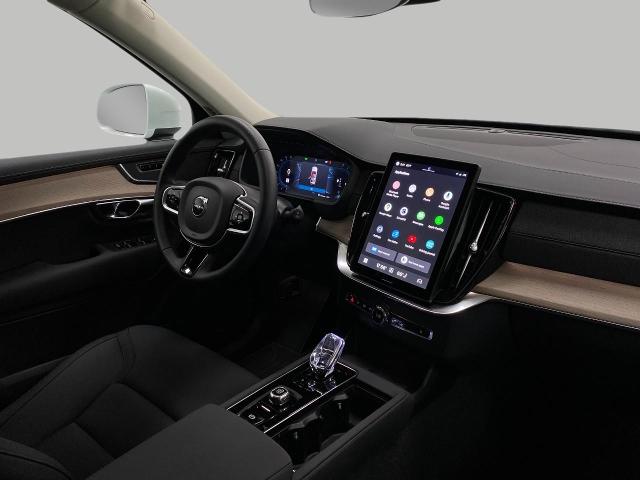 2025 Volvo XC90 Vehicle Photo in Appleton, WI 54913