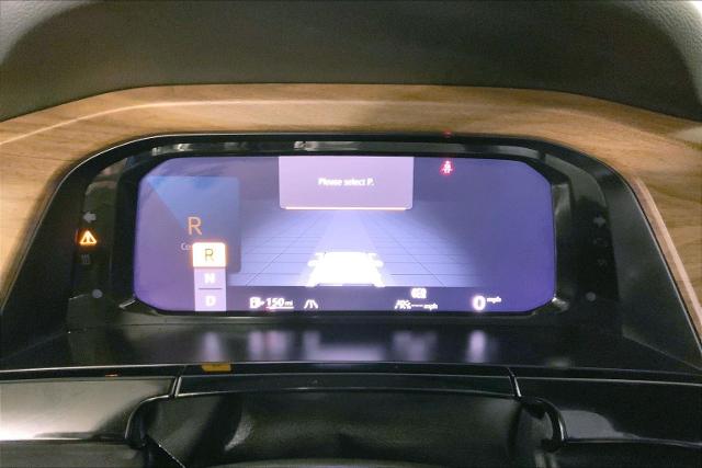 2024 Volkswagen Atlas Vehicle Photo in INDEPENDENCE, MO 64055-1314
