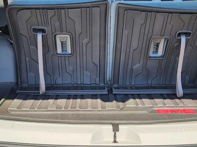 2017 GMC Acadia Vehicle Photo in DENTON, TX 76210-9321