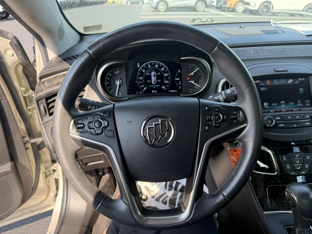2016 Buick LaCrosse photo 20 of 34