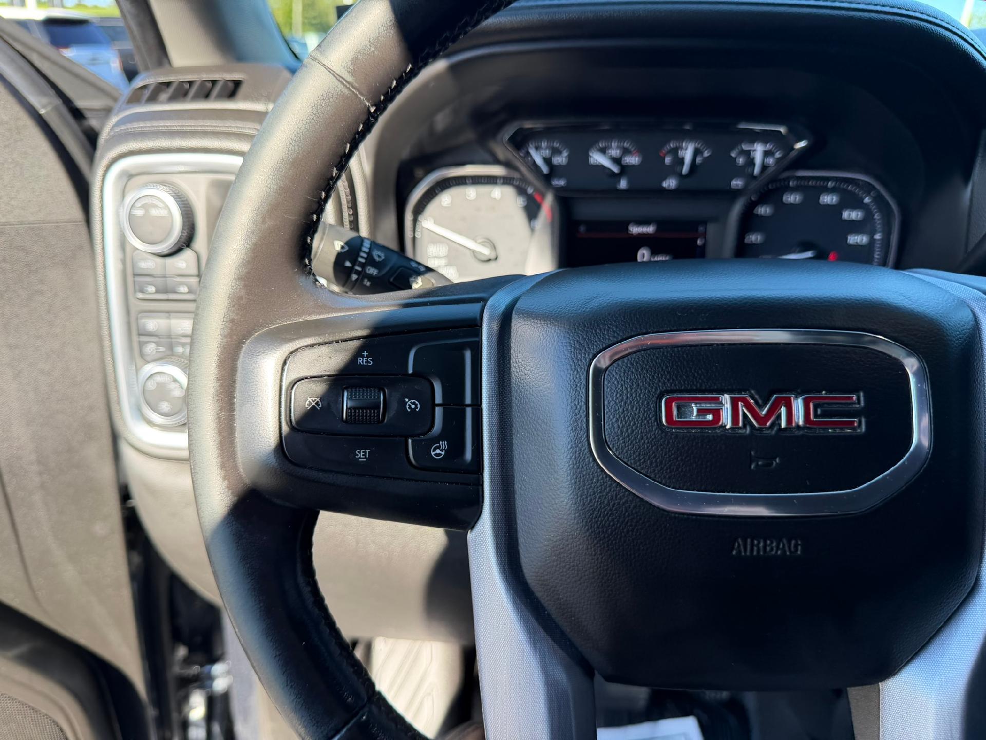 2021 GMC Sierra 1500 photo 21 of 32
