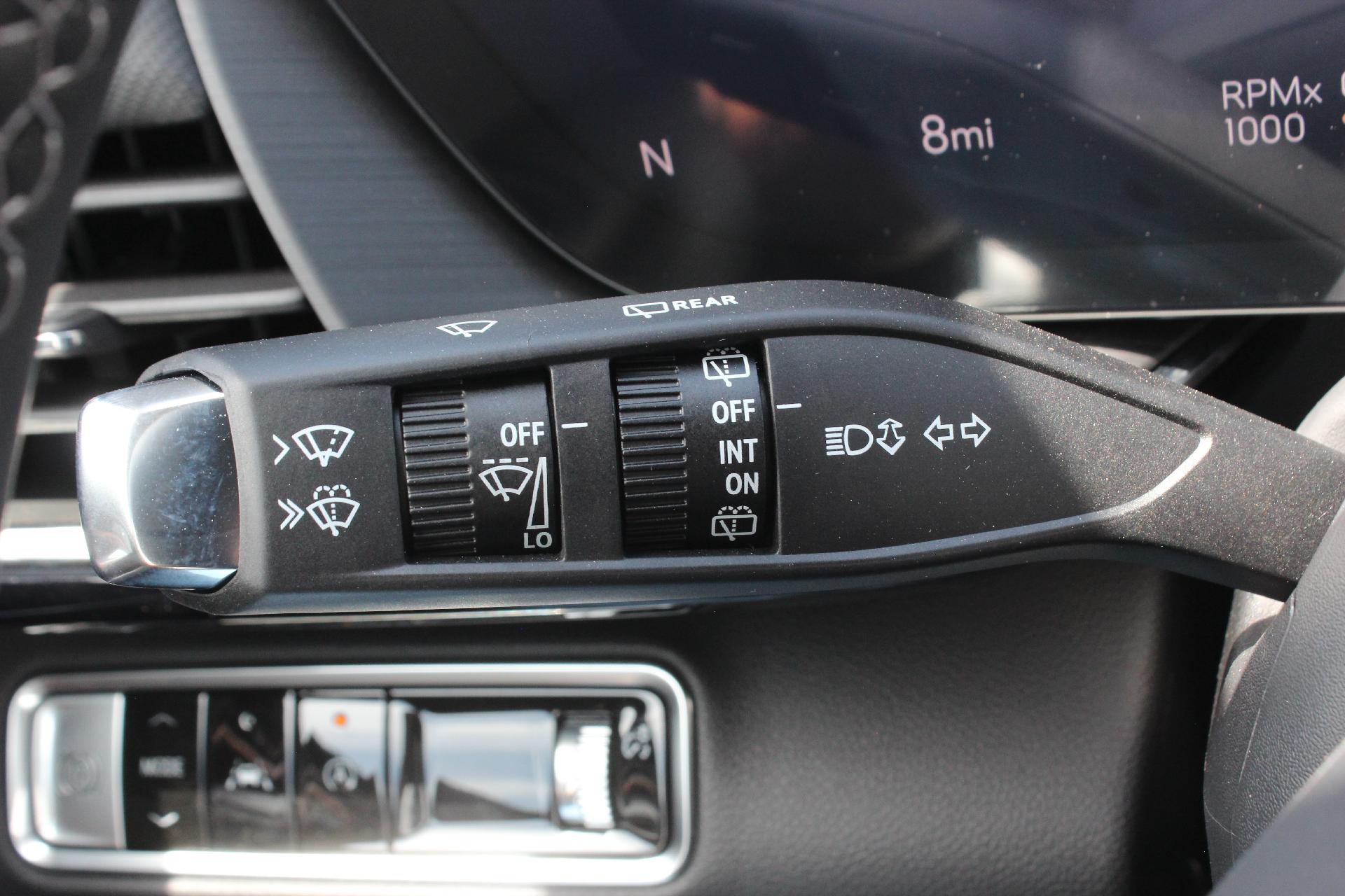 2025 Buick Envision Vehicle Photo in AURORA, CO 80012-4011