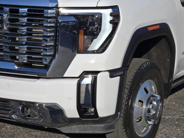 2024 GMC Sierra 3500HD Vehicle Photo in Decatur, TX 76234