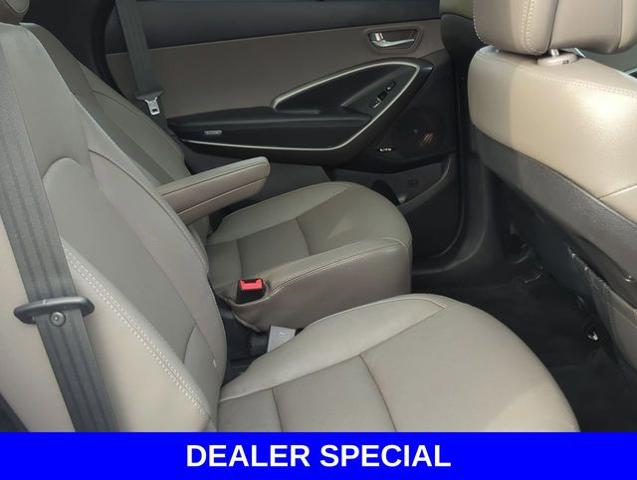 2019 Hyundai SANTA FE XL Vehicle Photo in Merrillville, IN 46410