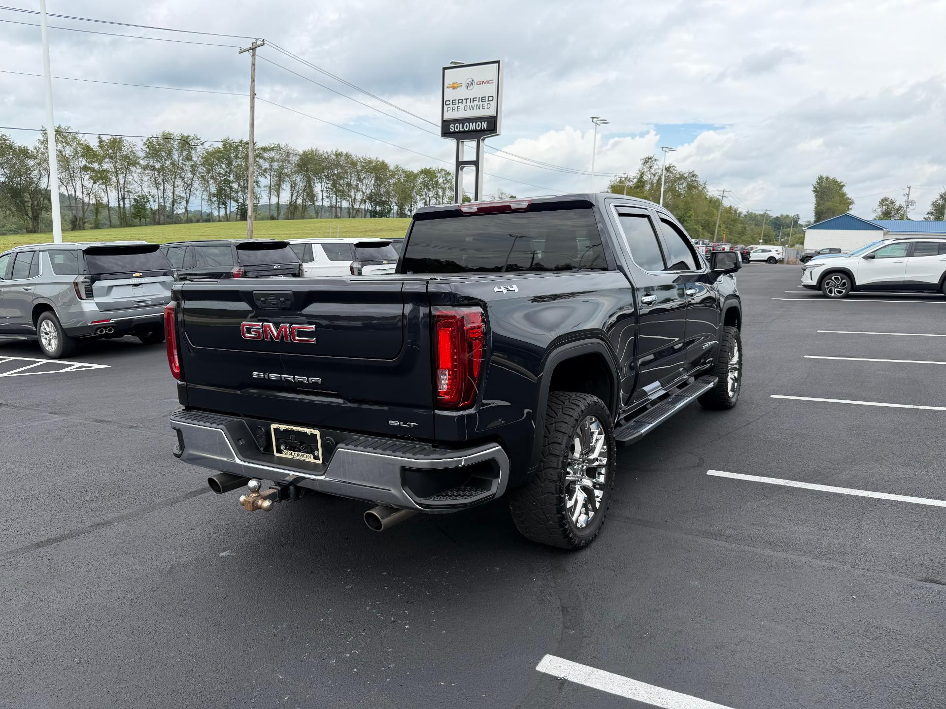 2025 GMC Sierra 1500 SLT - 5