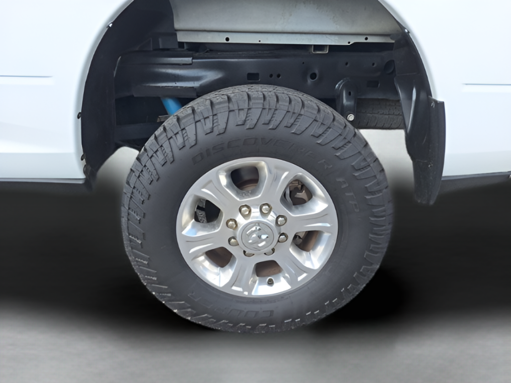 2024 RAM 2500 photo 23 of 33