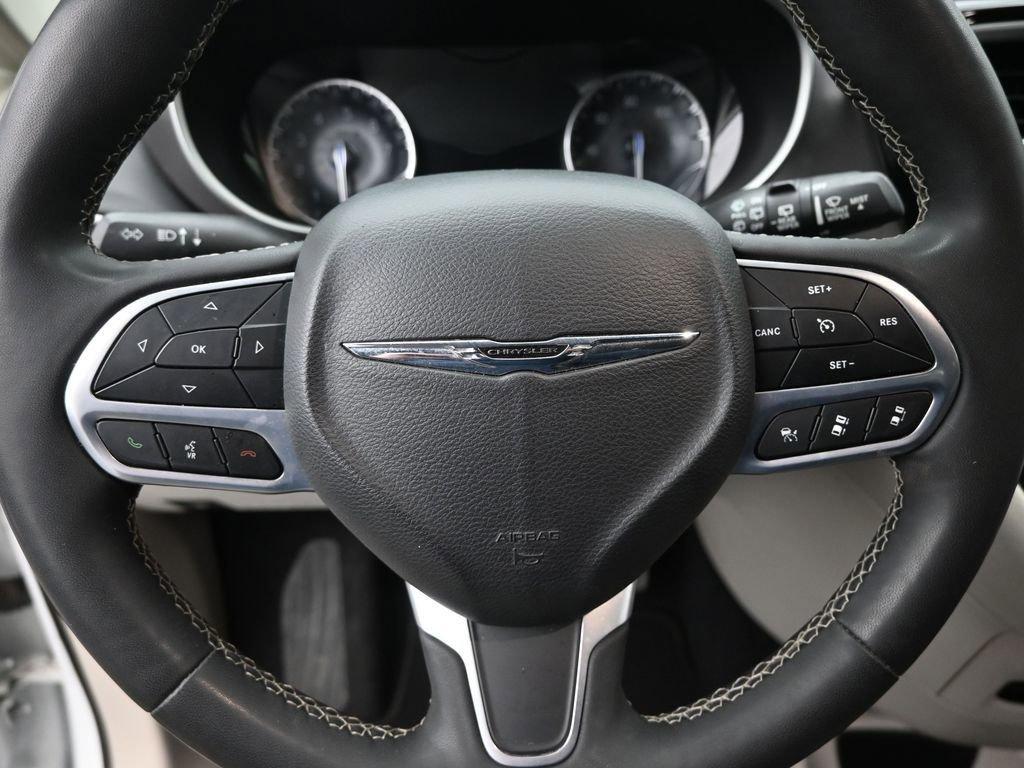 2022 Chrysler Pacifica Vehicle Photo in Cedar Rapids, IA 52402