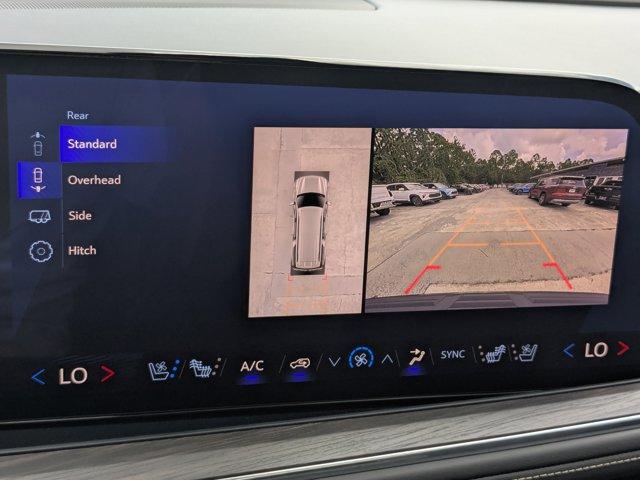 2025 Chevrolet Suburban Vehicle Photo in BRUNSWICK, GA 31525-1881