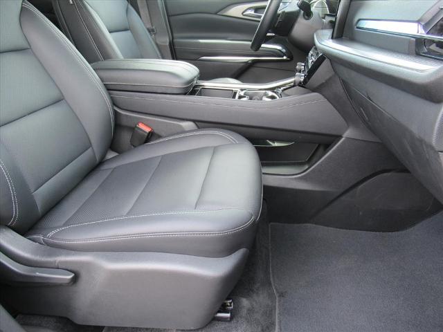 2025 Chevrolet Traverse Vehicle Photo in LEESBURG, FL 34788-4022