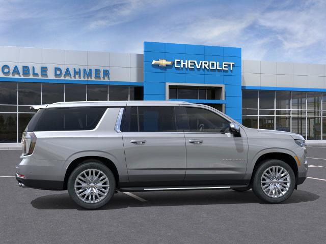 2025 Chevrolet Suburban Vehicle Photo in TOPEKA, KS 66609-0000