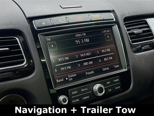 2017 Volkswagen Touareg Vehicle Photo in EVERETT, WA 98203-5662