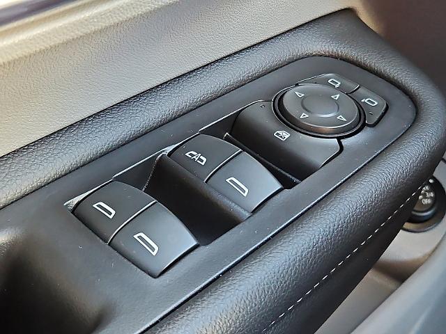 2023 GMC Terrain Vehicle Photo in TREVOSE, PA 19053-4984