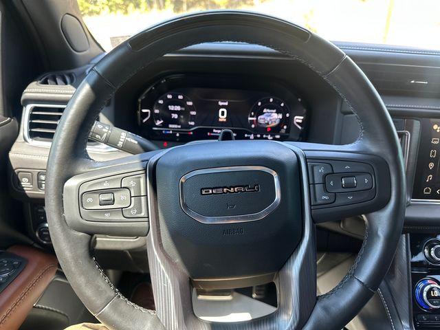 2023 GMC Yukon XL Vehicle Photo in Pleasant Hills, PA 15236