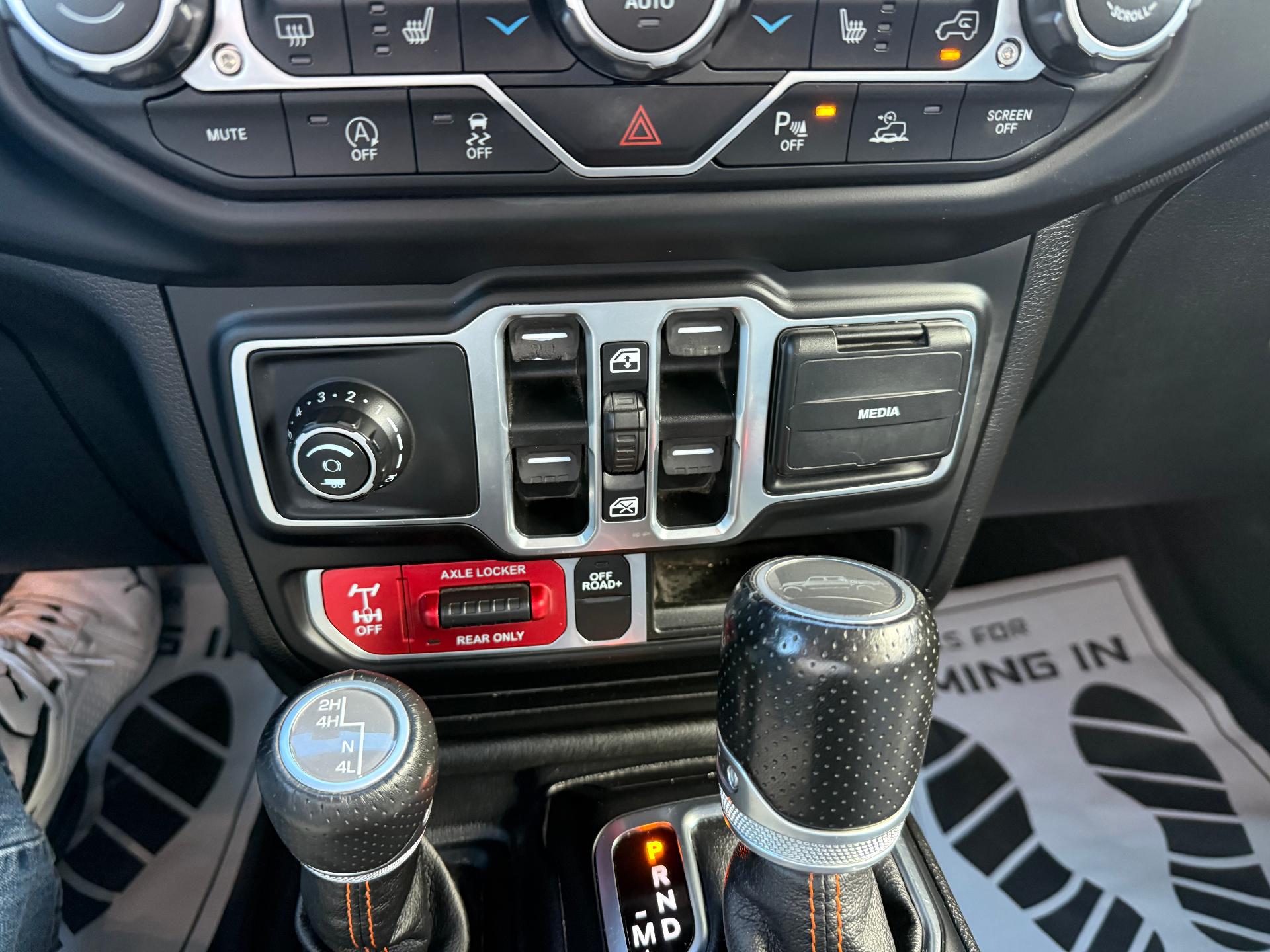 2021 Jeep Gladiator photo 21 of 25