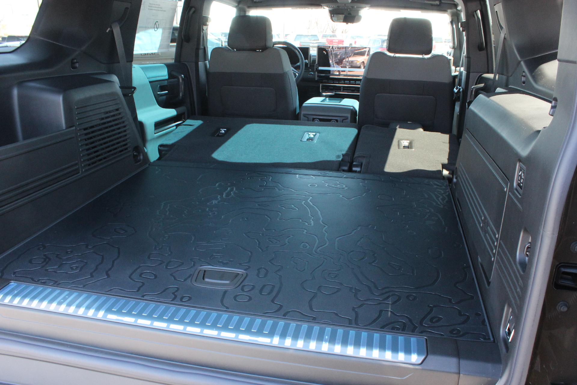 2024 GMC HUMMER EV SUV Vehicle Photo in AURORA, CO 80012-4011