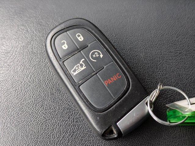2019 Jeep Cherokee Vehicle Photo in BRUNSWICK, GA 31525-1881